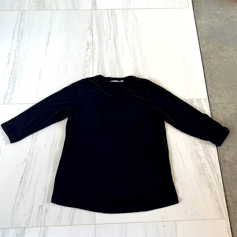 Athleta 3/4 sleeve black top